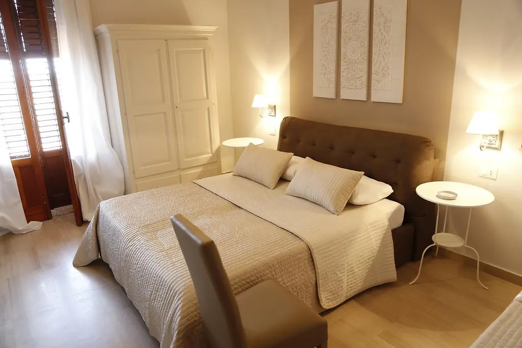 Simonetta'S Rooms Noto